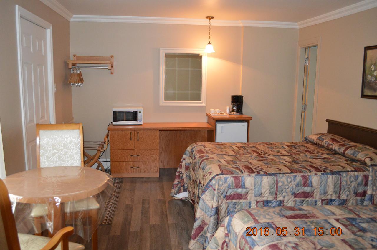 Motel-Auberge Helene Victoriaville Buitenkant foto