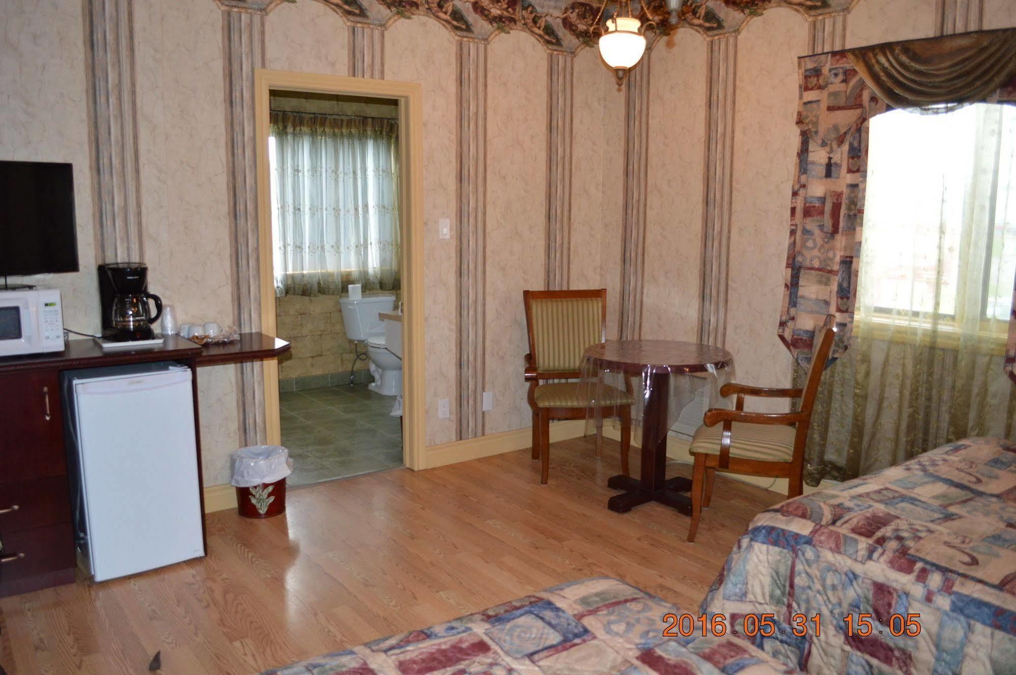 Motel-Auberge Helene Victoriaville Buitenkant foto