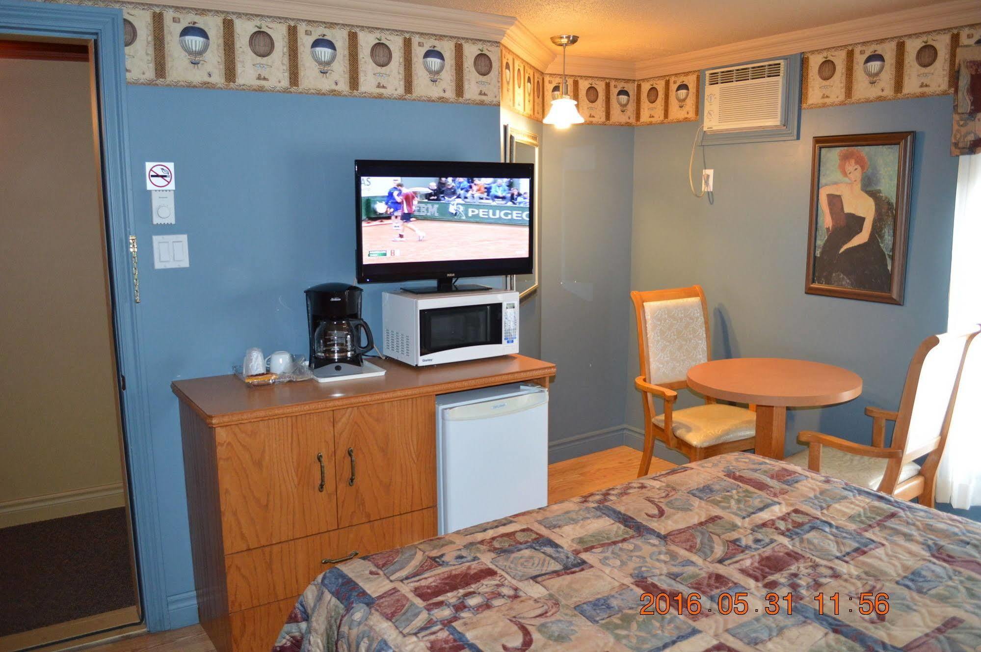 Motel-Auberge Helene Victoriaville Buitenkant foto